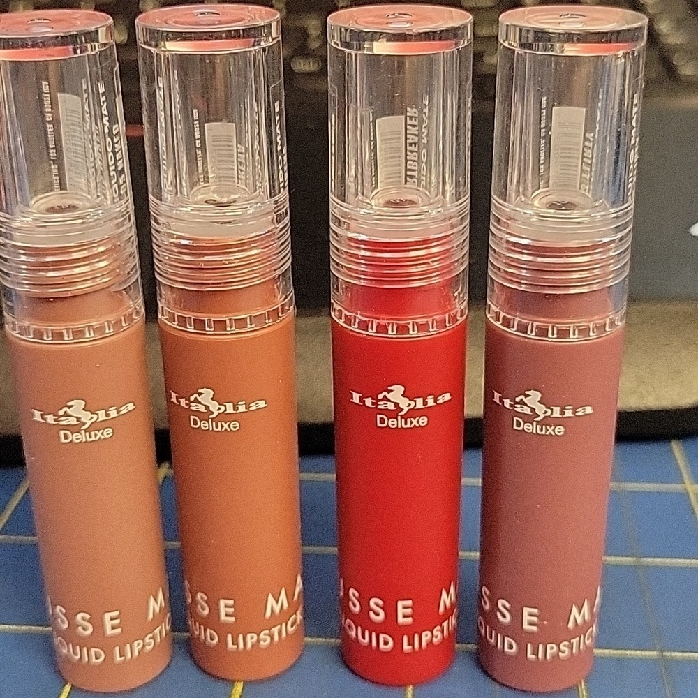Italia Deluxe Mousse Matte Liquid Lipsticks Set of 4